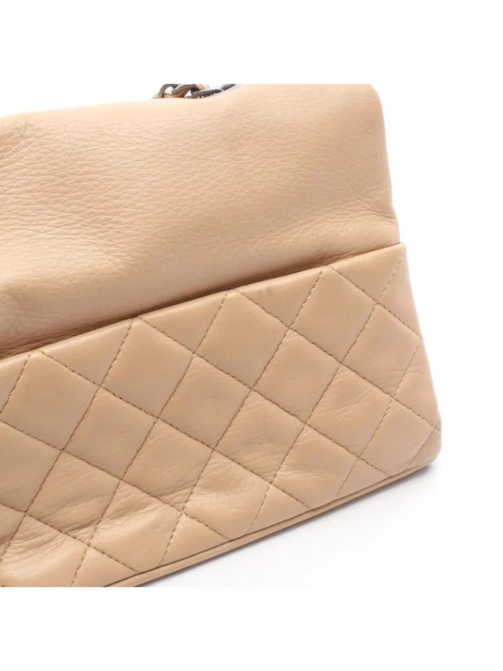 Chanel Shoulder Bag Quilted Beige Lambskin Chain